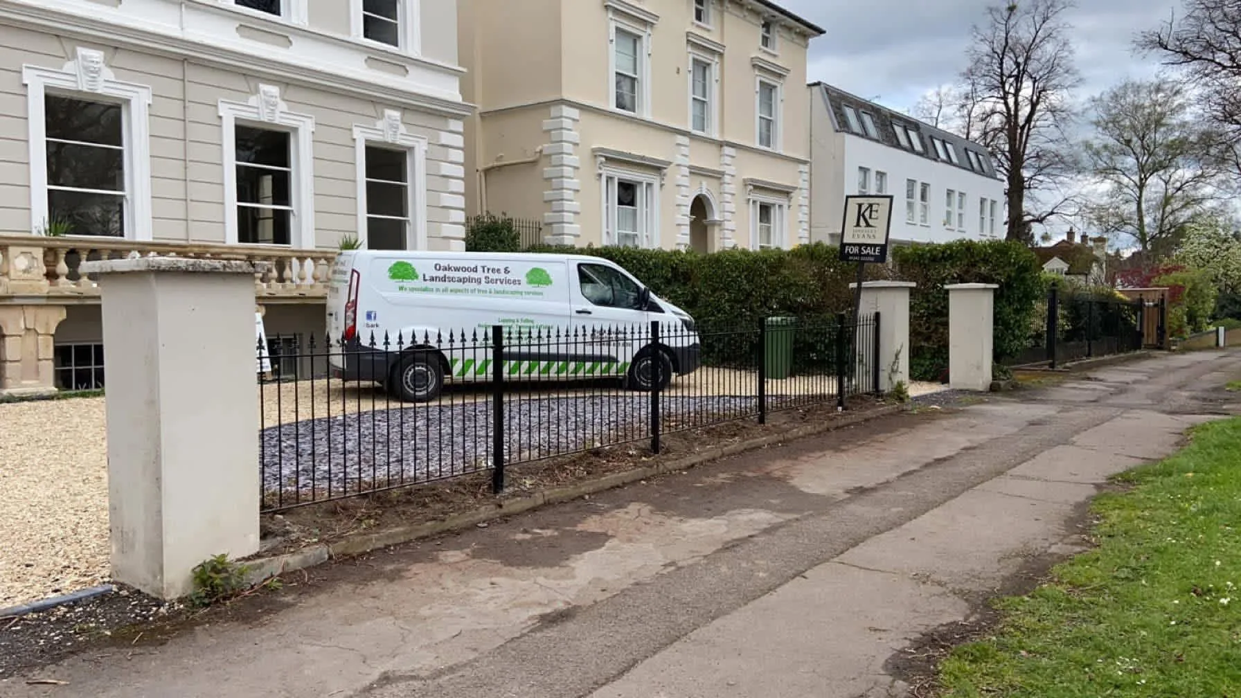 Images Oakwood Tree & Landscaping Services
