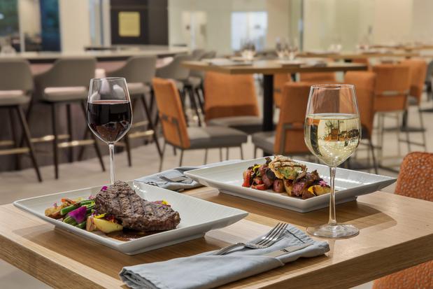 Images Crowne Plaza Orlando - Lake Buena Vista by IHG