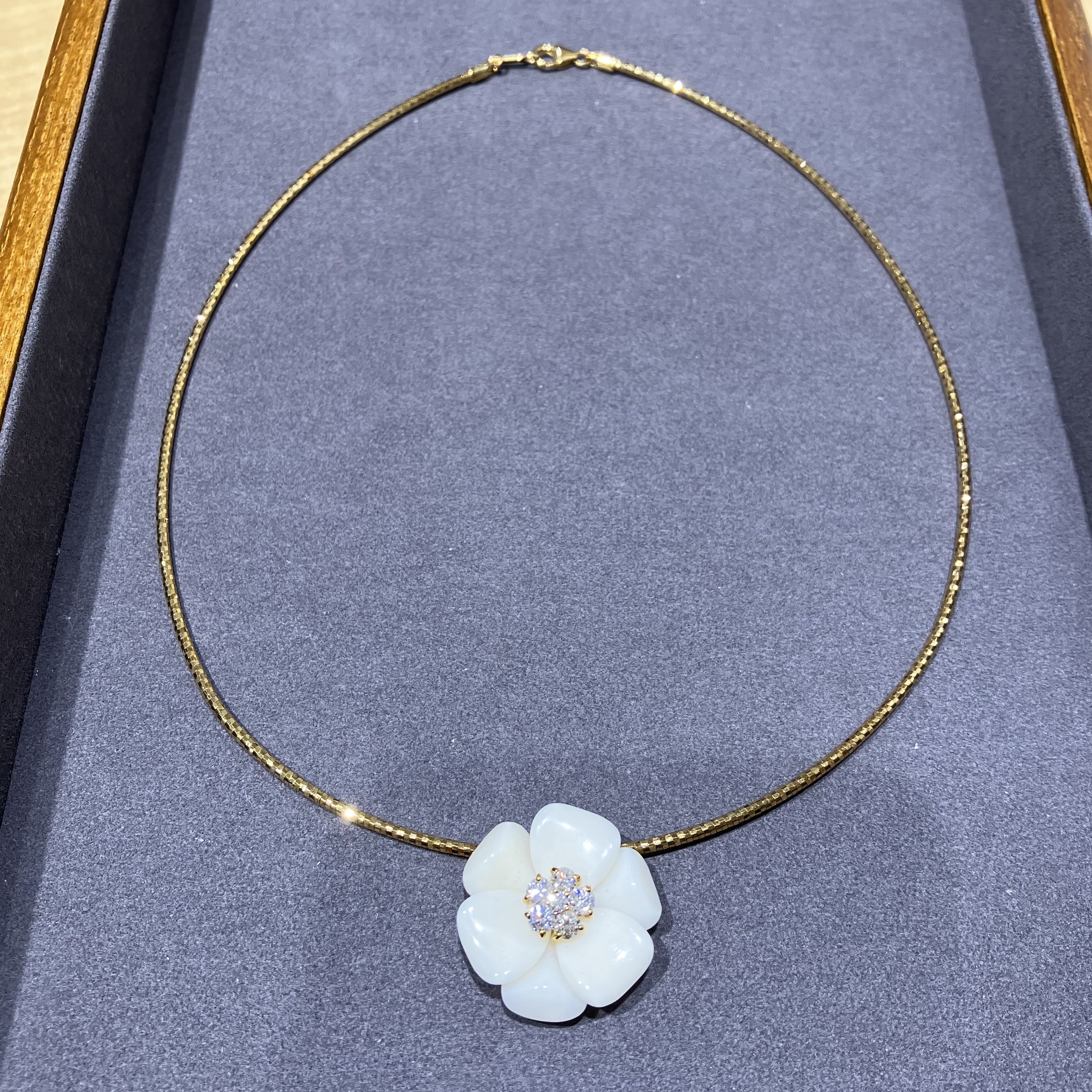 Images KOMEHYO（コメ兵）買取センター日南山形屋