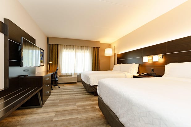 Images Holiday Inn Express & Suites Franklin - Berry Farms by IHG