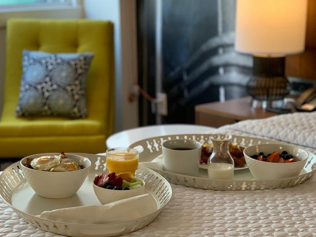 Images Hotel Indigo Memphis Downtown by IHG