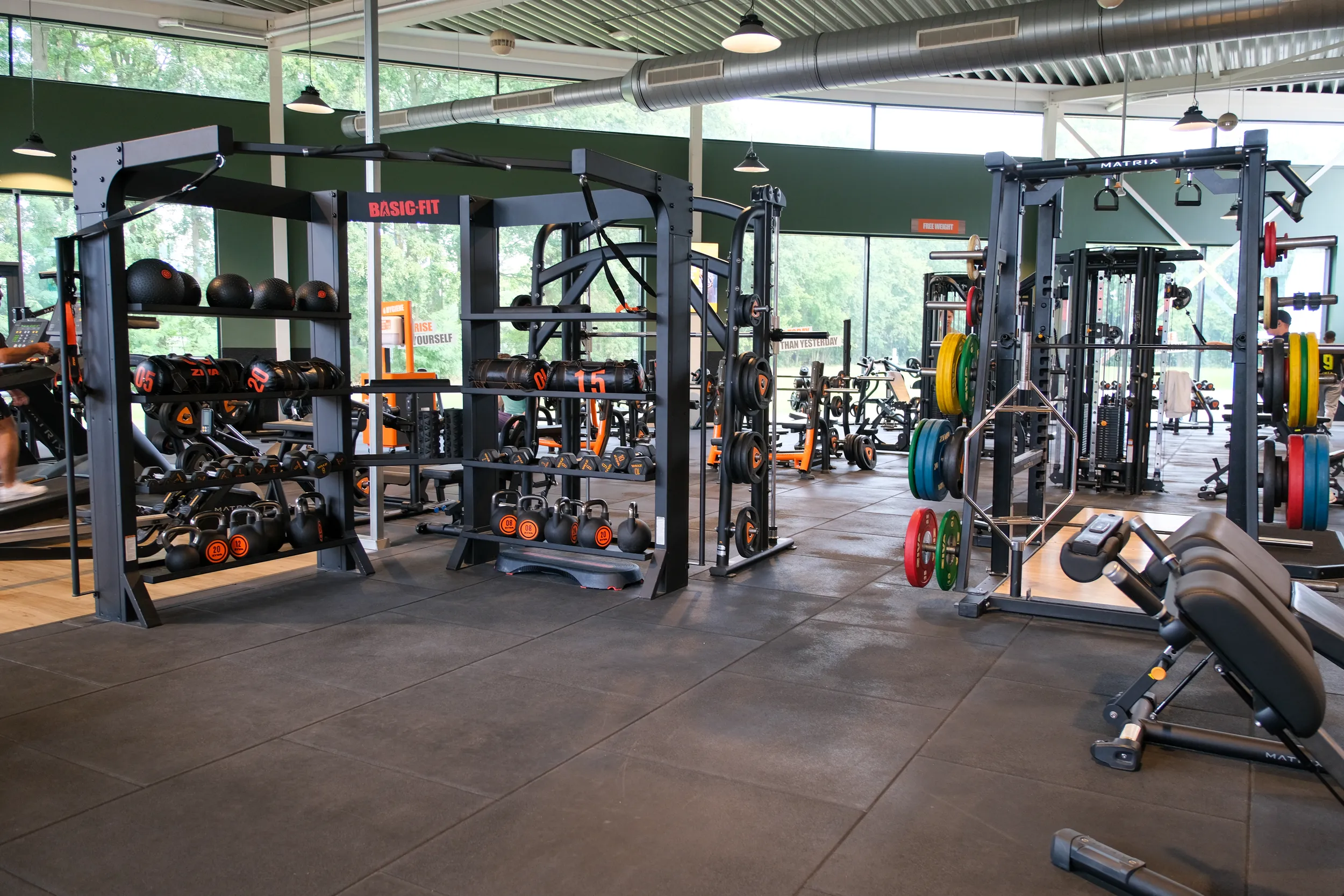 Foto's Basic-Fit 24/7