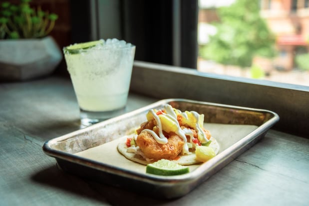 Images Luna's Tacos & Tequila