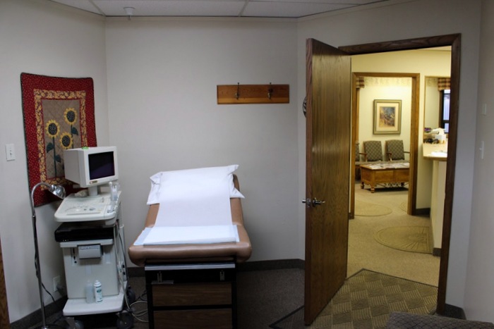 Images Southwestern Ob/Gyn: Steven Dewey MD