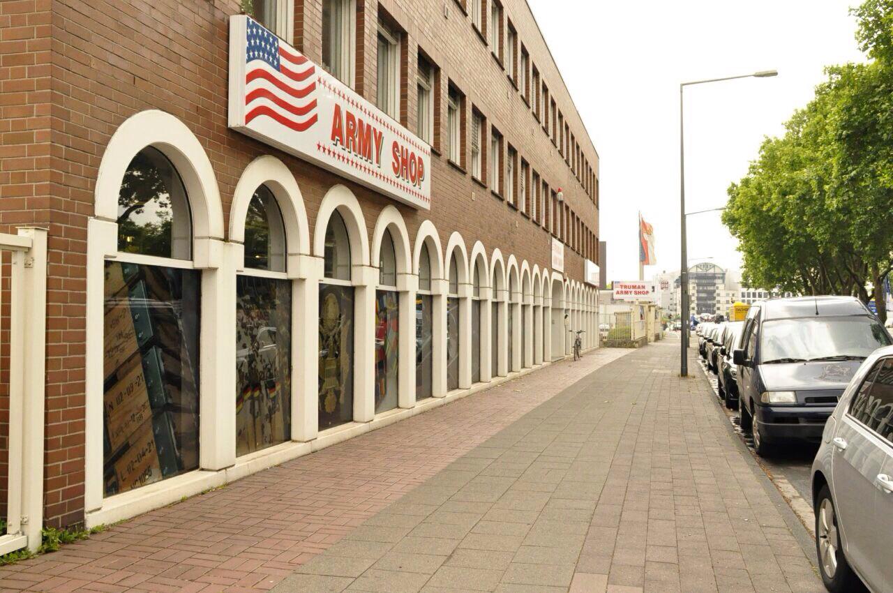 Bilder Truman Army Shop