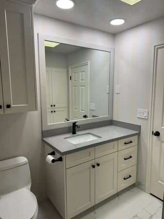 Images Oakridge Cabinet and Design