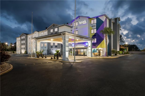 Images Spark by Hilton Biloxi Ocean Springs