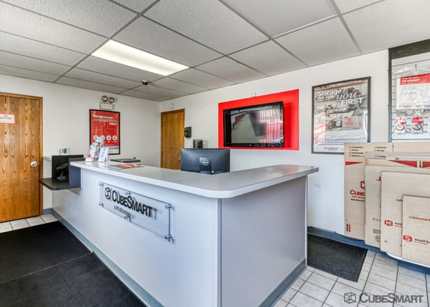 Images CubeSmart Self Storage