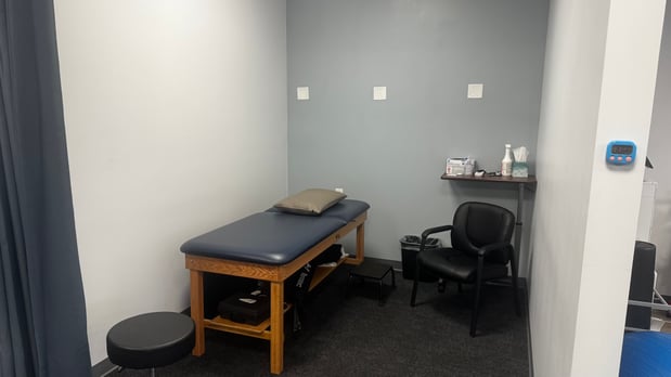 Images Spine & Sport Physical Therapy - Downtown El Cajon