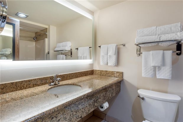 Images Best Western Plus Oak Harbor Hotel & Conference Center