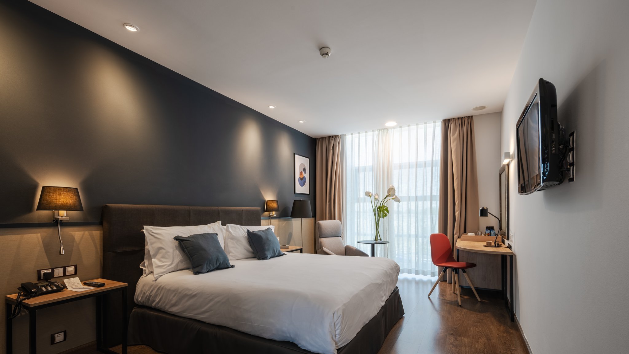Images Crowne Plaza Madrid Airport by IHG