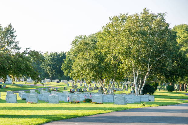 Images Sacred Heart Cemetery