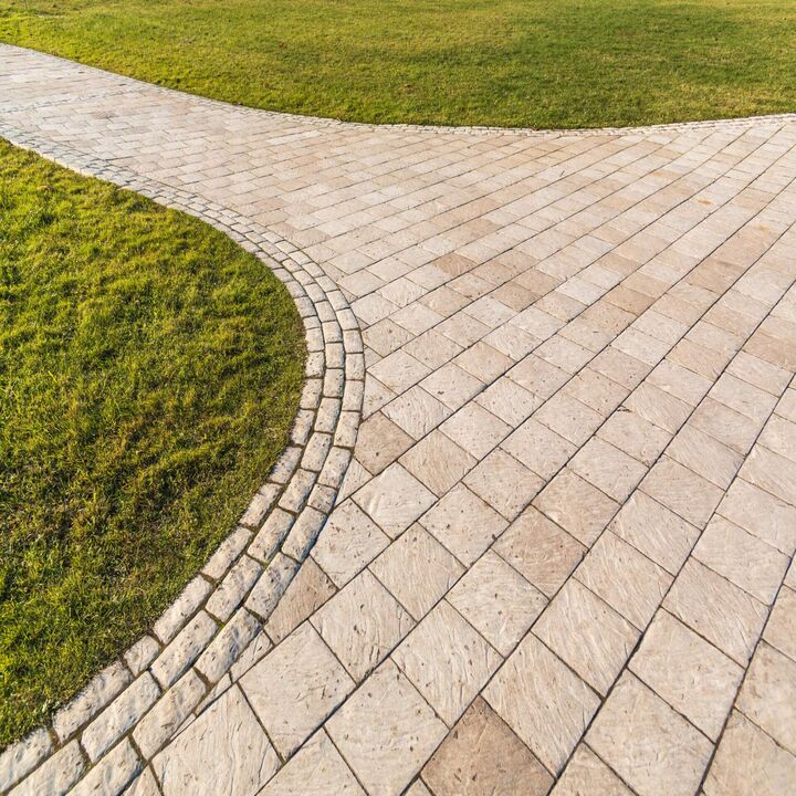 Images Gustavo Flores Lawn Service Inc