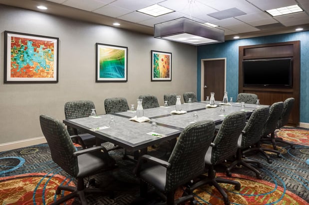 Images Holiday Inn Wichita East I-35 by IHG
