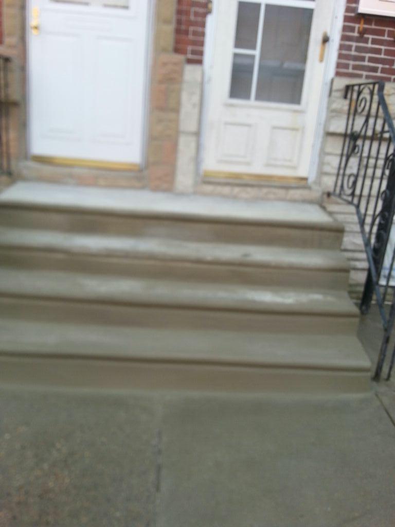 Higgins Cement Work N Contracting Logo