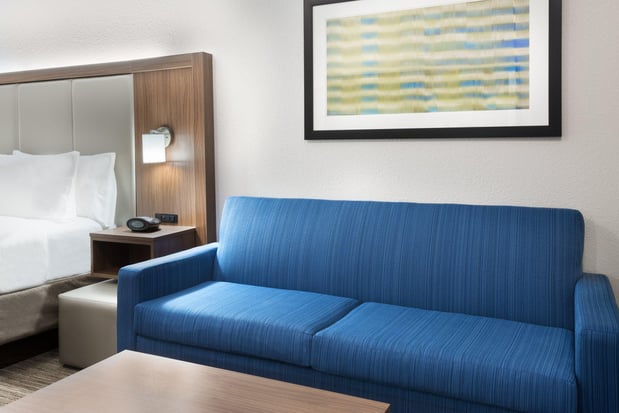Images Holiday Inn Express & Suites Columbus Airport East by IHG