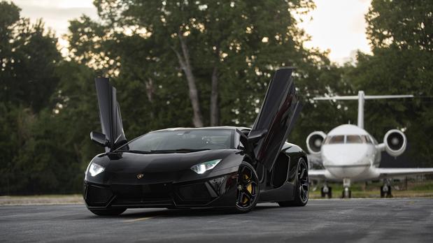 Images Milani Exotic Car Rental