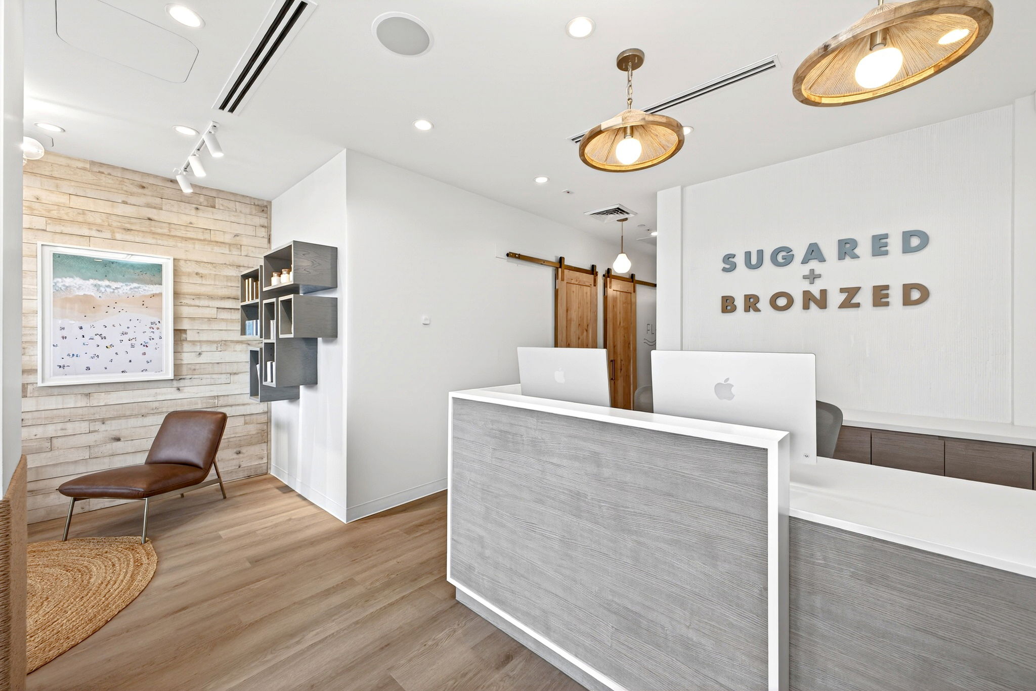 SUGARED + BRONZED La Jolla Lobby