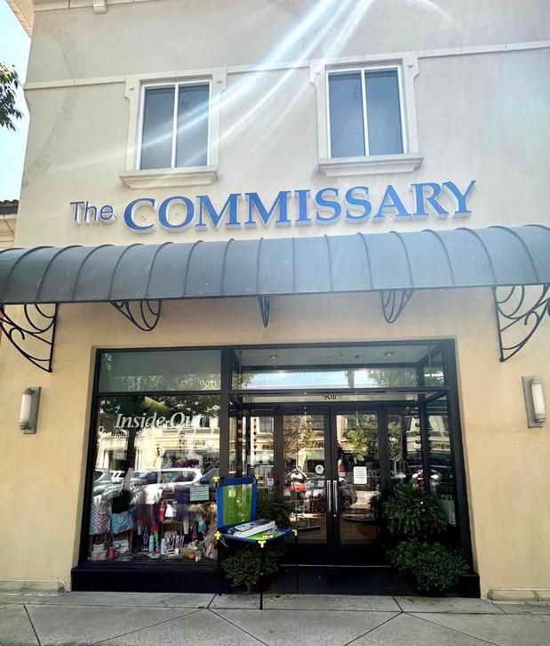Images The Commissary