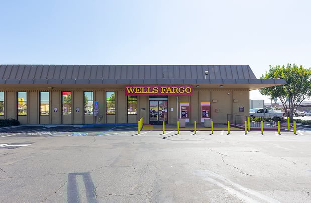 Images Wells Fargo Bank