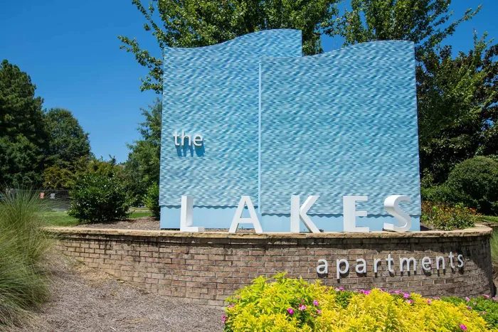 The Lakes Apartments Image