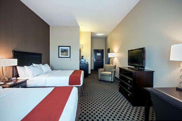 Images Holiday Inn Express & Suites Green Bay East by IHG