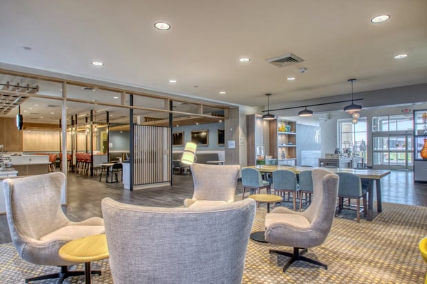 Images Holiday Inn Appleton by IHG