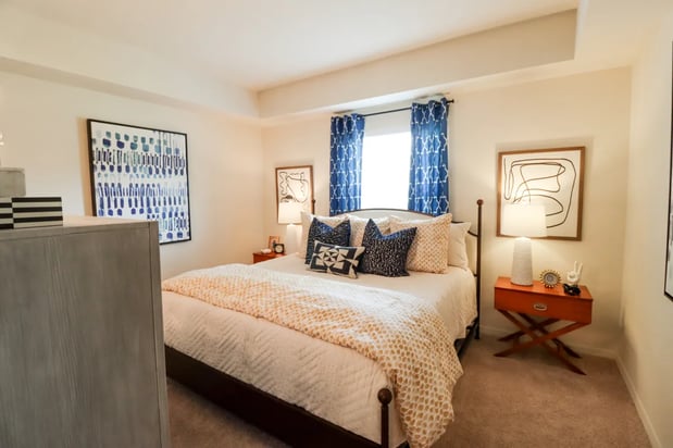 Images The Crest at Naples Apartments