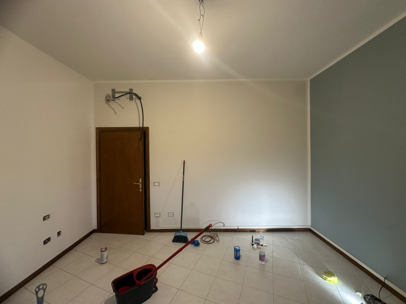 Images Giorgio Multiservizi | Sgomberi - Ristrutturazioni - Pulizie - Imbiancature
