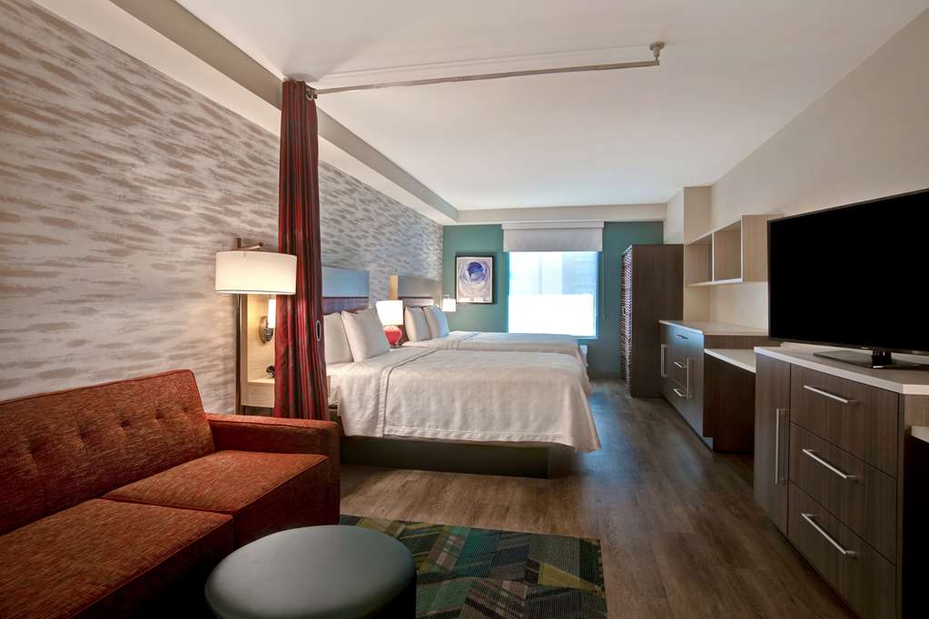 Guest room