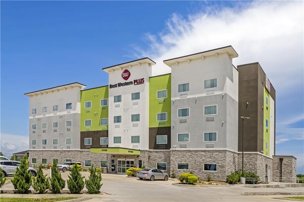 Images Best Western Plus Mid County