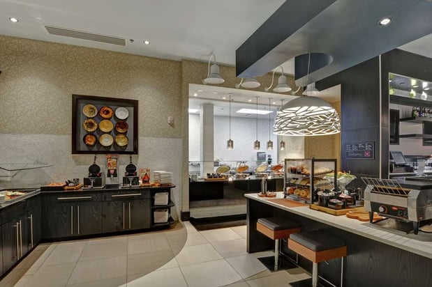 Images Hilton Garden Inn Raleigh /Crabtree Valley
