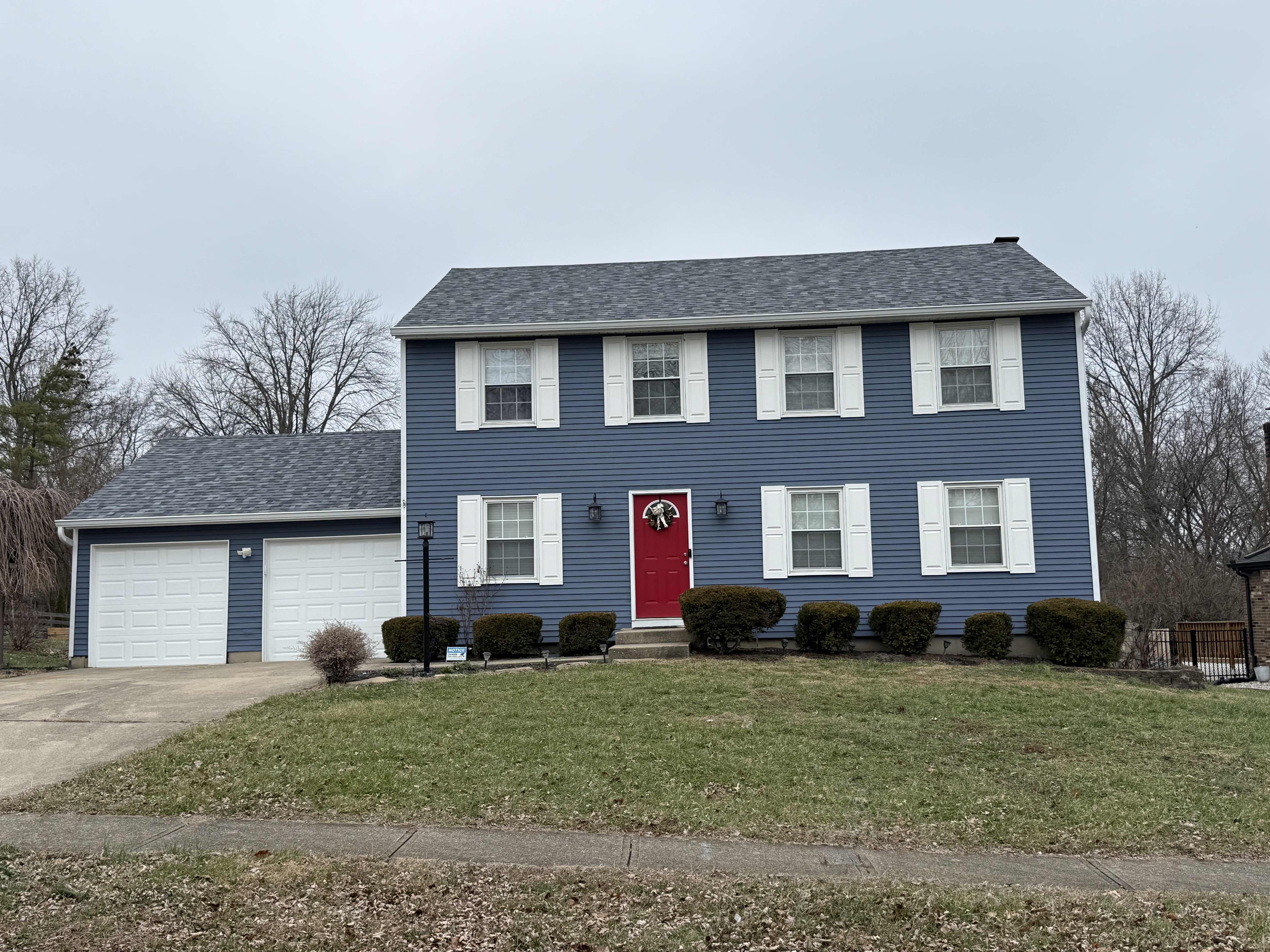 We did a roof replacement on this Union Twp home earlier this spring. Finding a shingle color that went with the siding was important to the homeowners. So they chose Owens Corning Duration shingles in Slatestone. It really compliments the color of the house. Do you need a new roof? Call us today for a FREE estimate.