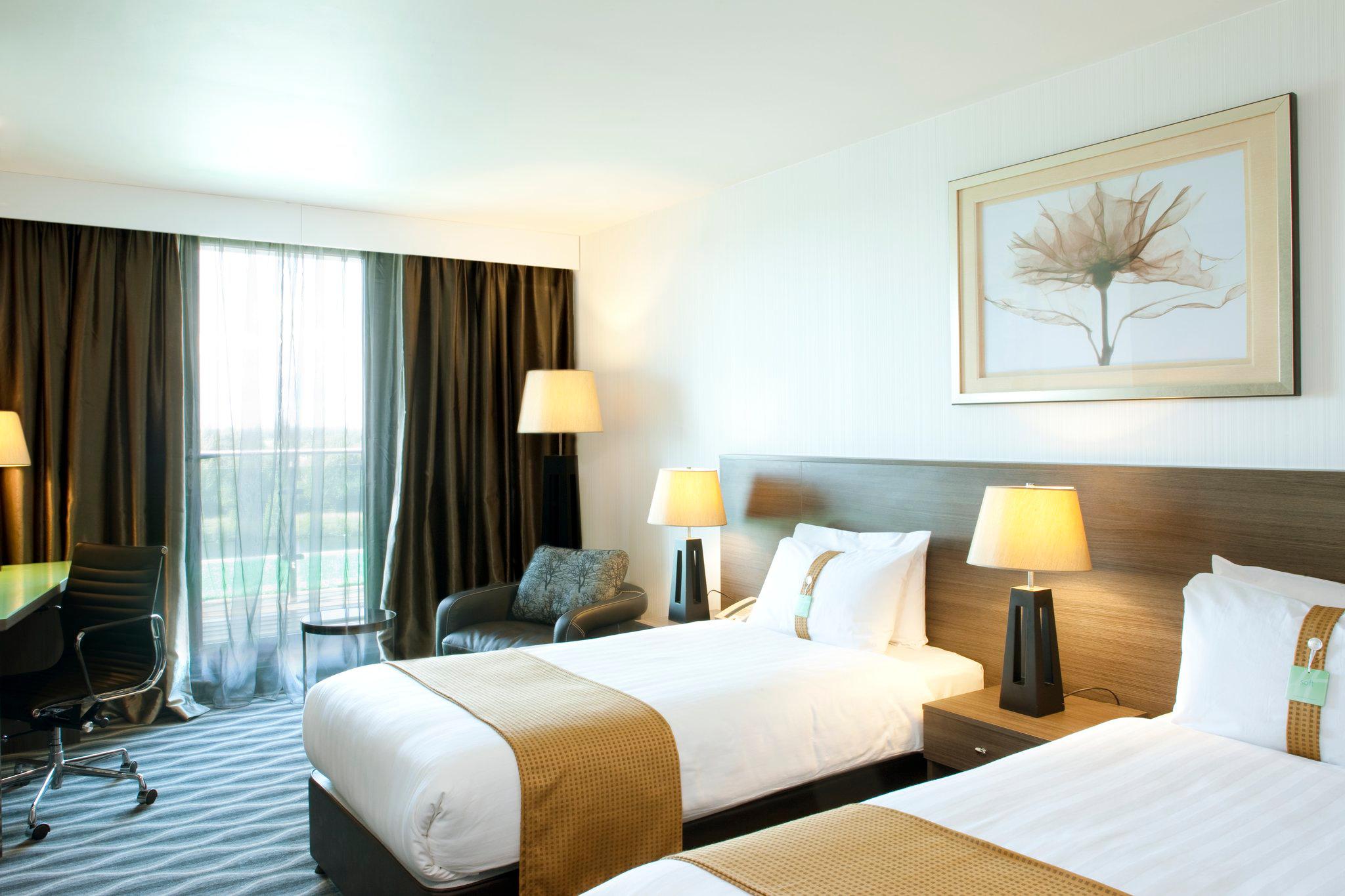 Images Crowne Plaza London - Kingston, an IHG Hotel