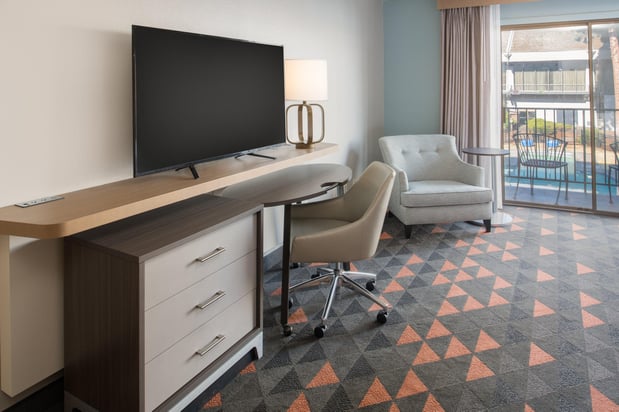 Images Holiday Inn Portland - Columbia Riverfront by IHG