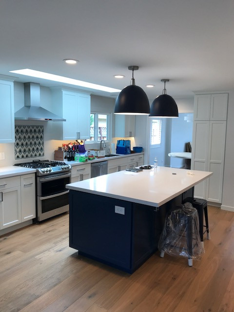 MCF Construction Logo