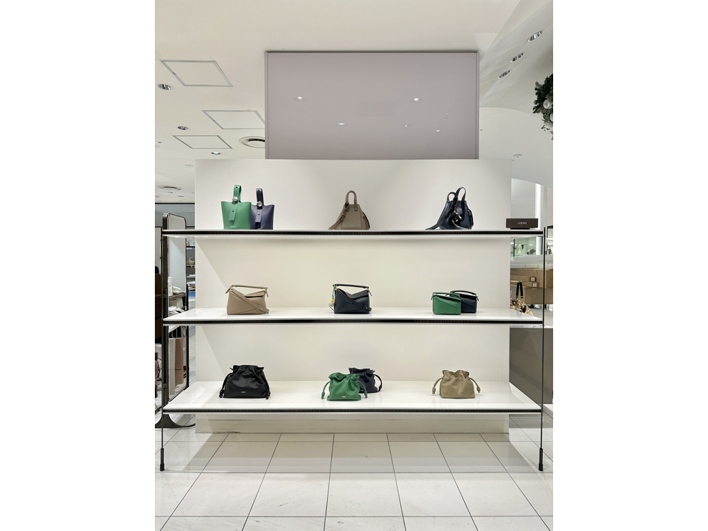 Images ロエベ 伊勢丹新宿店1F
