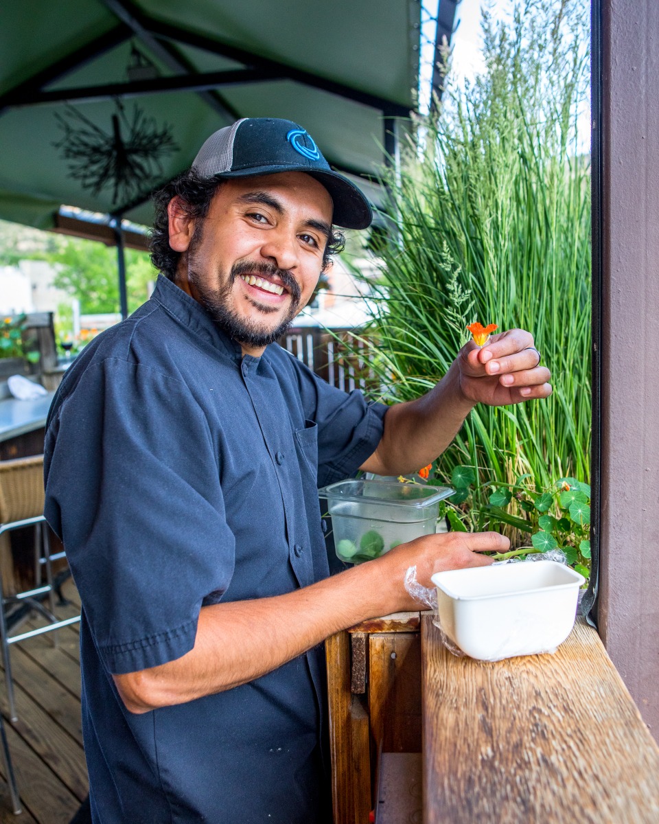 Eolus Bar & Dining Image