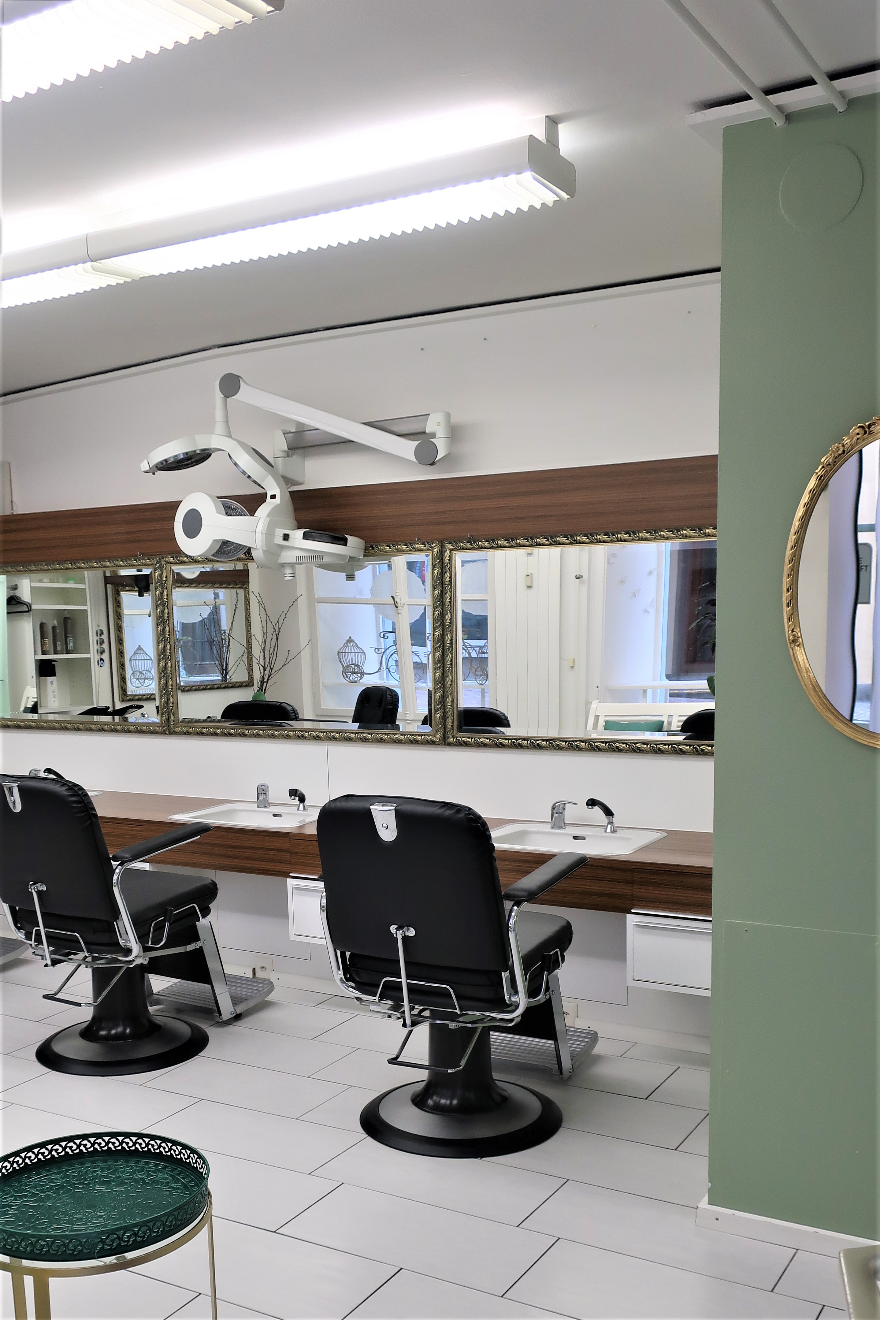 Coiffeur Röbi, Tanne 7 in Schaffhausen