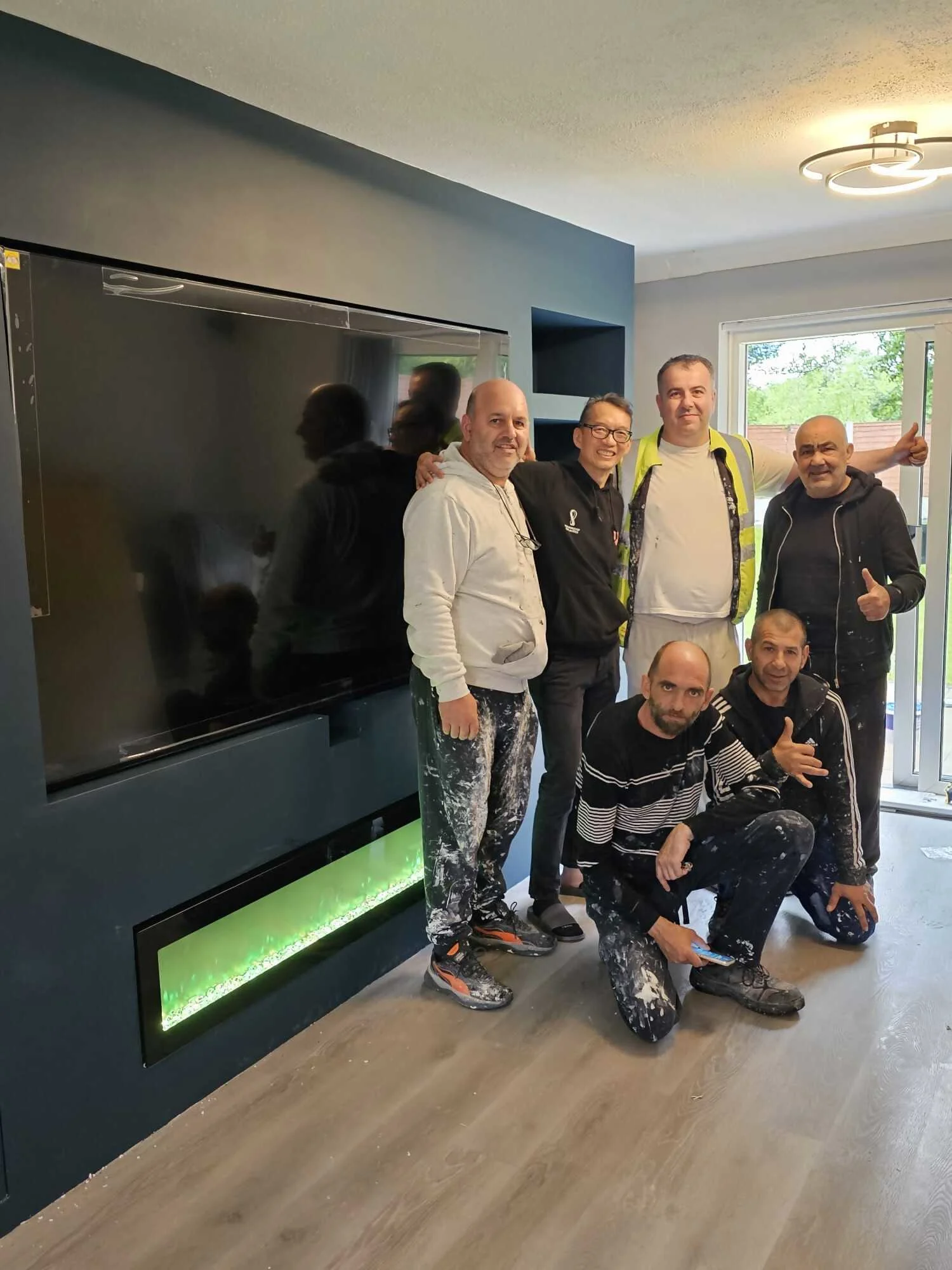 Images Ivo & Tina HK Service Ltd