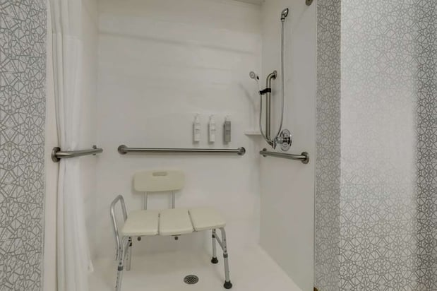 Images Hampton Inn & Suites St. Louis-Edwardsville