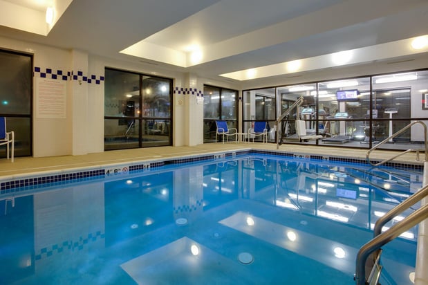 Images Holiday Inn Express & Suites Meadowlands Area by IHG