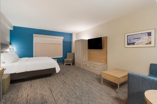 Images Holiday Inn Express & Suites Lexington by IHG