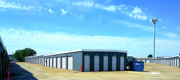 Images Best Little Warehouse In Texas