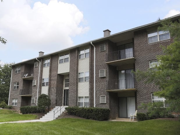 Images Deer Park Apartments