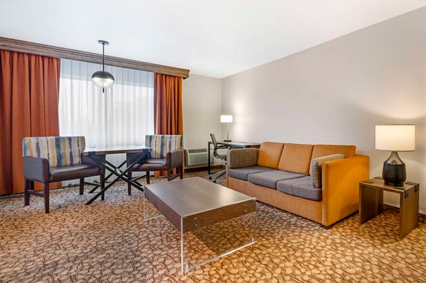 Images Best Western Plus Mill Creek Inn