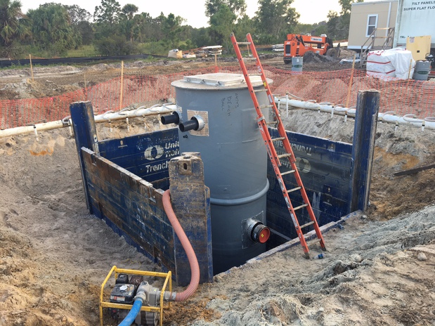 Images United Rentals - Trench Safety