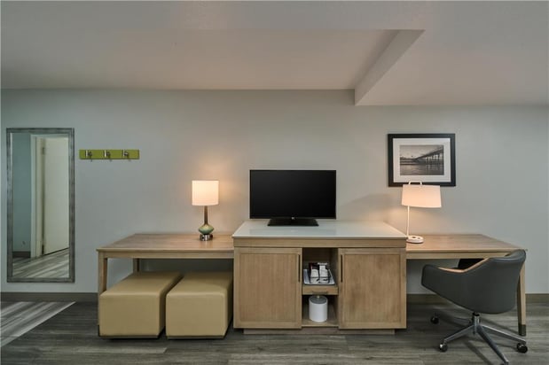 Images Hampton Inn and Suites Hermosa Beach