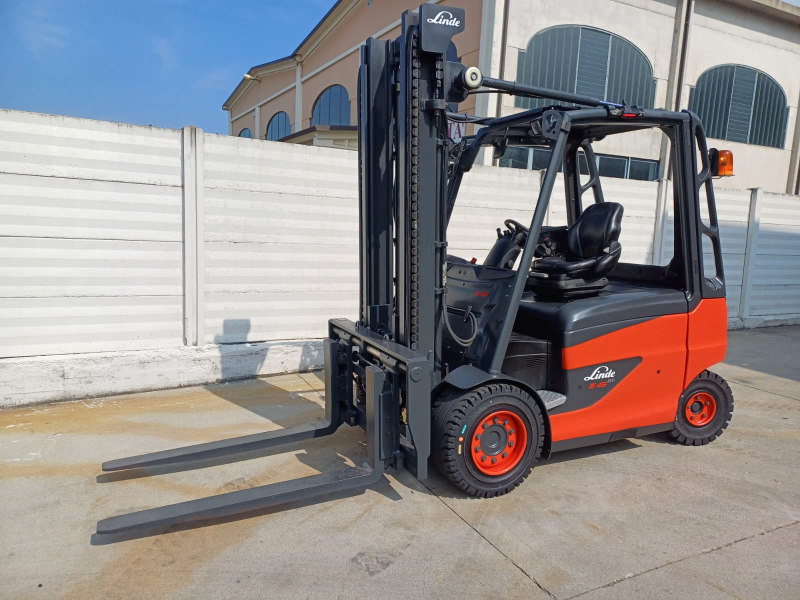 Images Marino Carrelli Elevatori