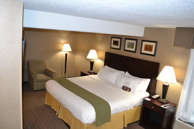 Images Holiday Inn Express Brockton - Boston by IHG